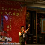 儿童唱歌跳舞