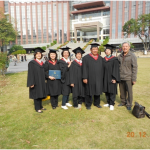 李璟星与庞越市同乡毕业生谢月云、洪礼源、郑美秋、丘蔚乔等合影